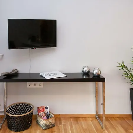 Apartment Walk To Acropolis From Luxury Near Metro